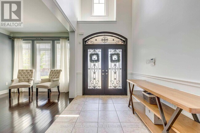 Photo du bâtiment - 13 Franmar Rd