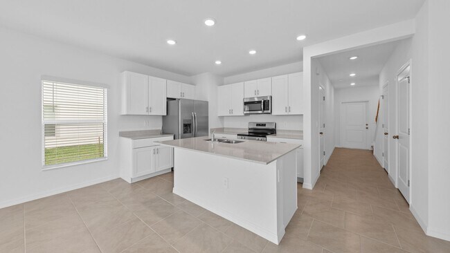 Foto del edificio - TOWNHOUSE IN CRANE LANDING FOR $1,850 3 BEDROOM, 2.5 BATH, 1 GARAGE
