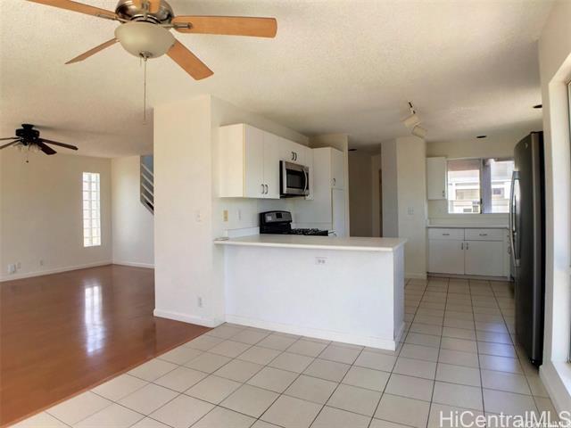 Building Photo - 91-969-969 Puhikani St