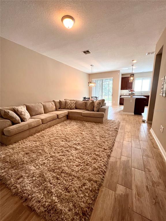 Foto del edificio - 2813 Econ Landing Blvd