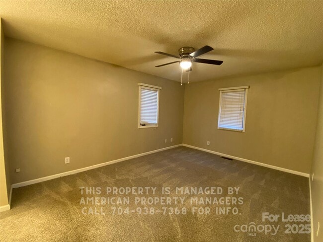 Building Photo - 152 Purple Finch Ln