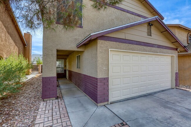 Building Photo - Beautiful 4 bedroom POOL home close to Nellis AFB!