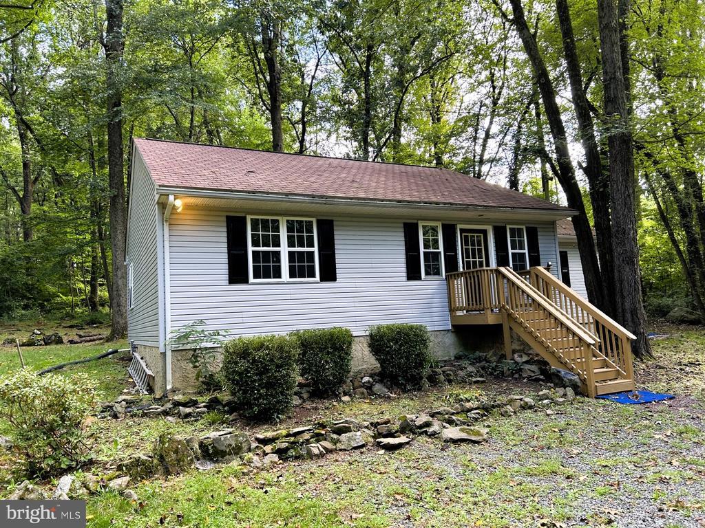 Foto principal - 104 Delphi Rd