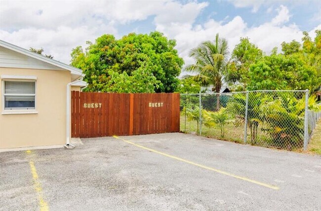 Foto del edificio - 279 Hach Ln