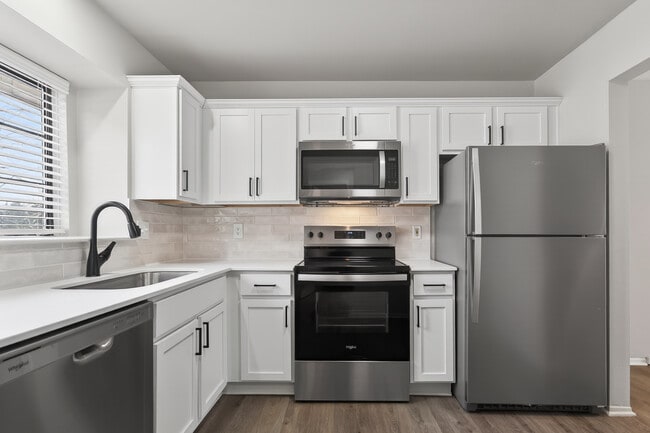 Building Photo - Wexford