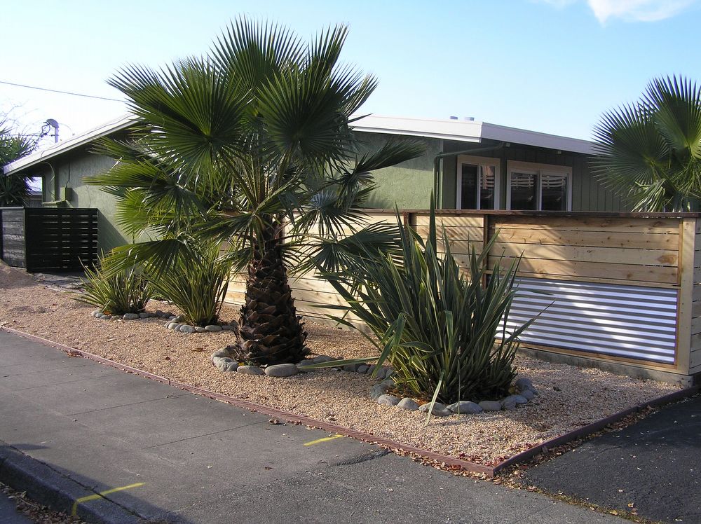 Primary Photo - 2817 Ventura Ave