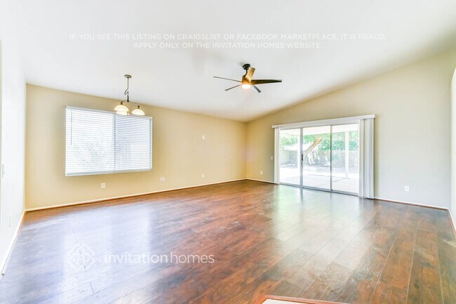 Foto del edificio - 706 S Golden Key St