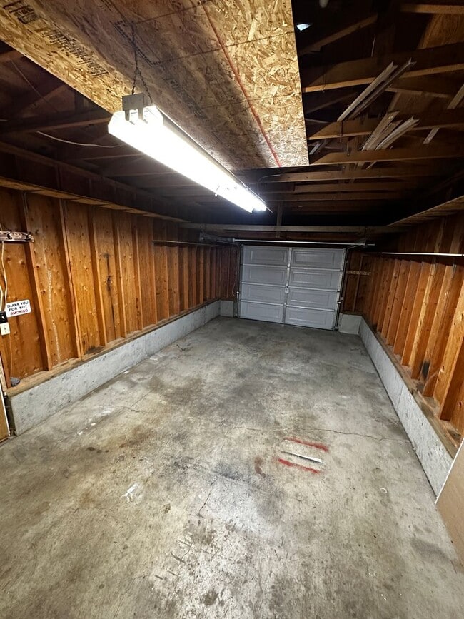 Foto del edificio - 2 Bedroom 1 Bath Single Family Home w/Atta...
