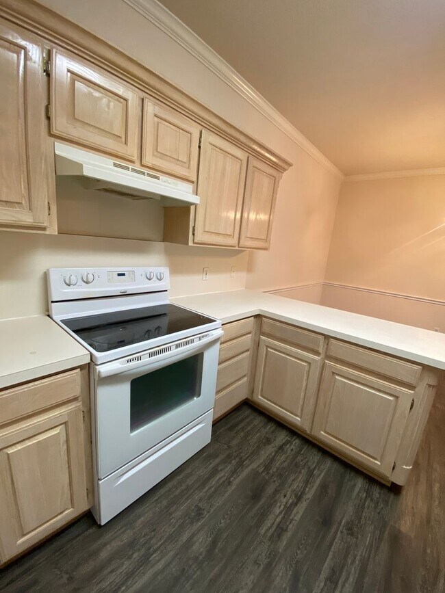 Foto del edificio - 1505 Karen Ct