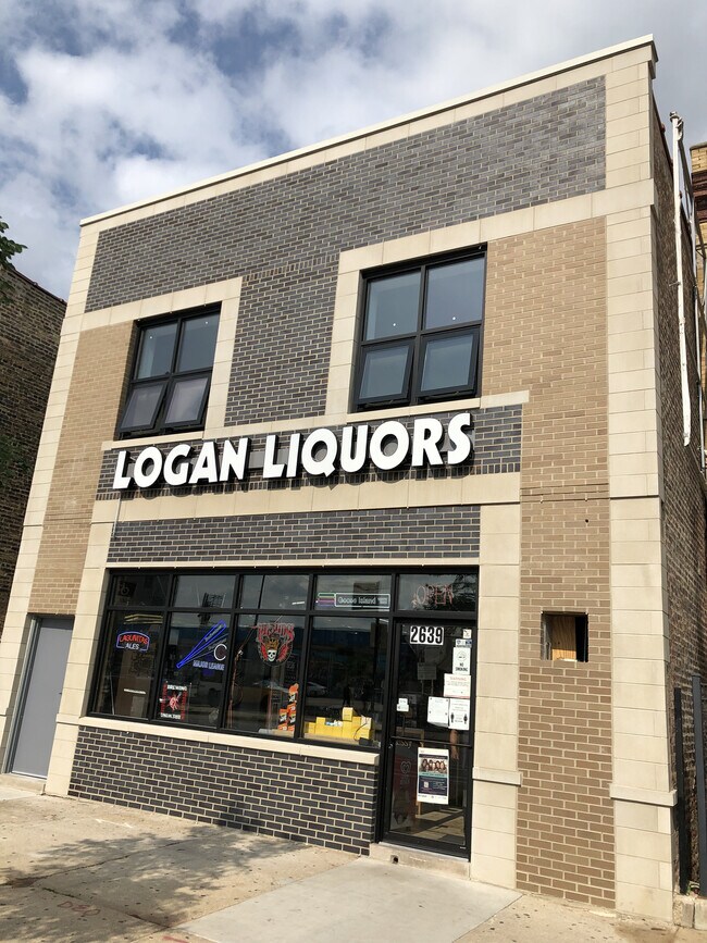 2nd floor - 2639 N Kedzie Ave