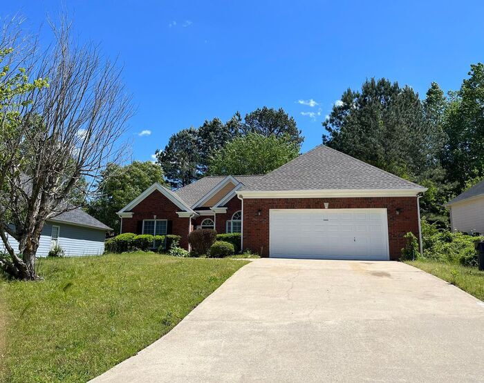 Foto principal - 510 MacLand Dr