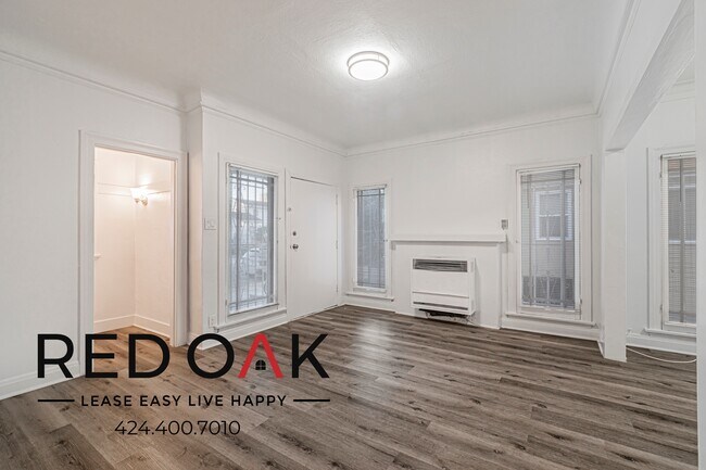 Foto del edificio - 1266 N Ardmore Ave