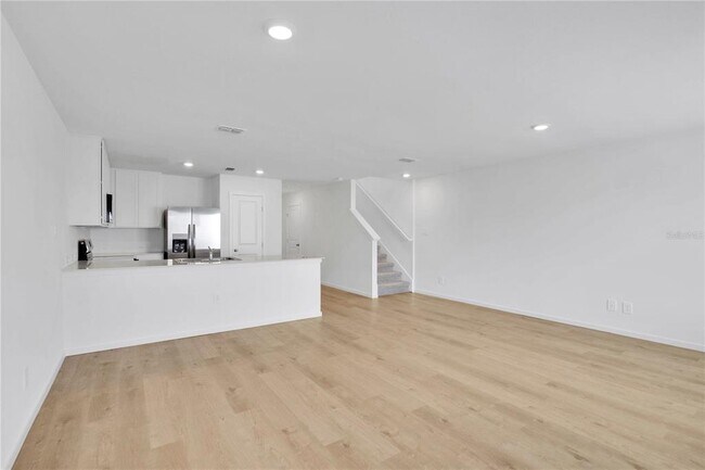 Foto del edificio - 975 Phoenix St
