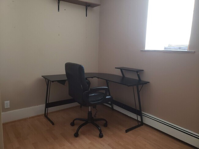 Dormitorio - 4631 Highway 57