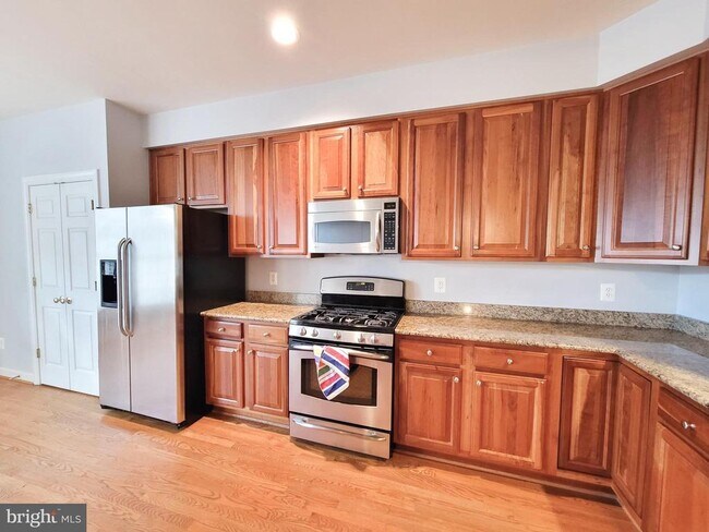 Foto del edificio - 3960 Addison Woods Rd