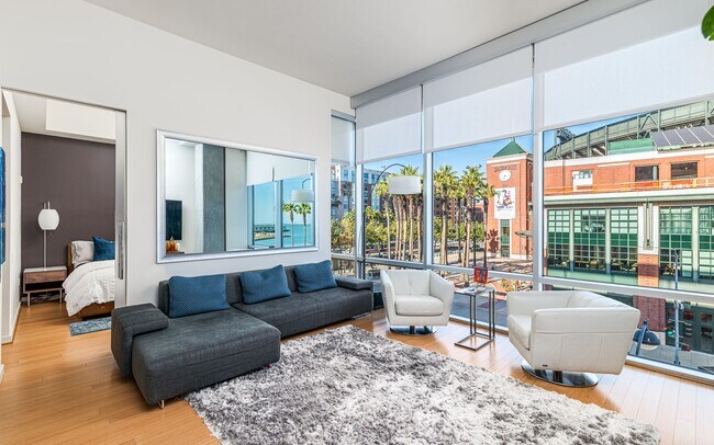 Building Photo - Mission Bay: Furnished 1 Bed + Den w/ Air ...
