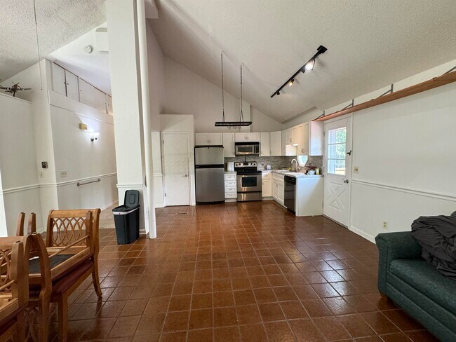 Building Photo - 200 Alleghany Dr