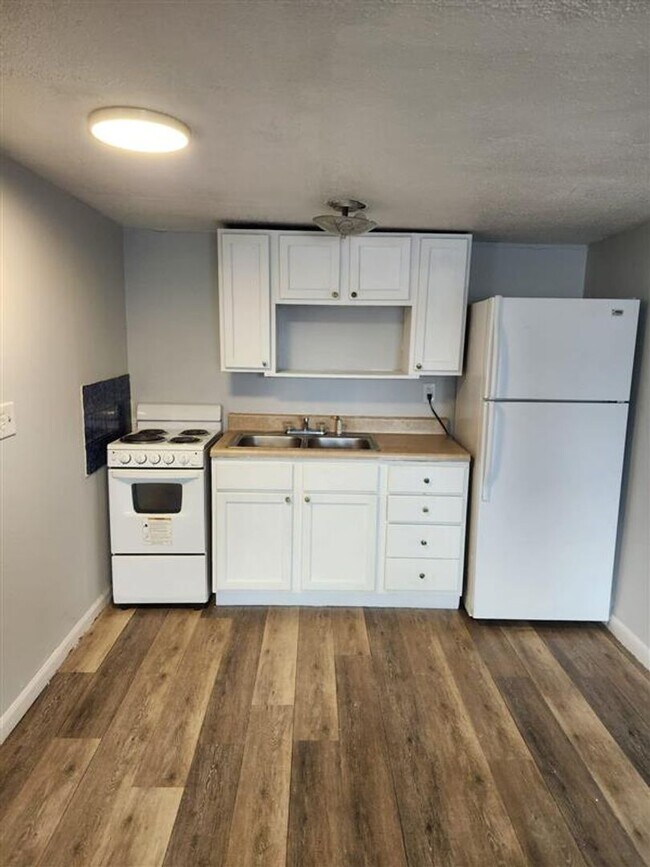 Foto del edificio - 1 Bed 1 Bath Apartment for Rent $950