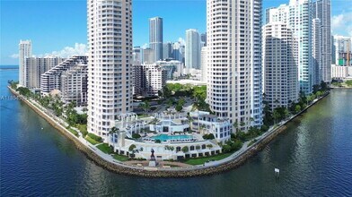 Building Photo - 848 Brickell Key Dr