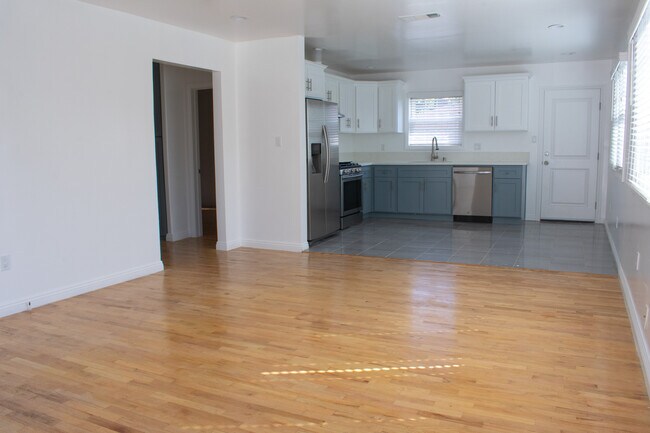 Open living area - 3308 Pueblo Ave