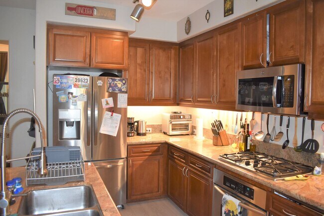 Foto del edificio - 8355 Station Village Ln