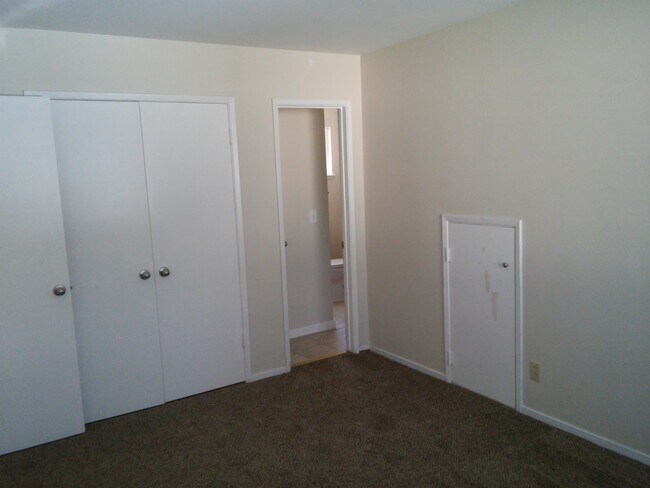 Foto del edificio - 140 Carlton Ave