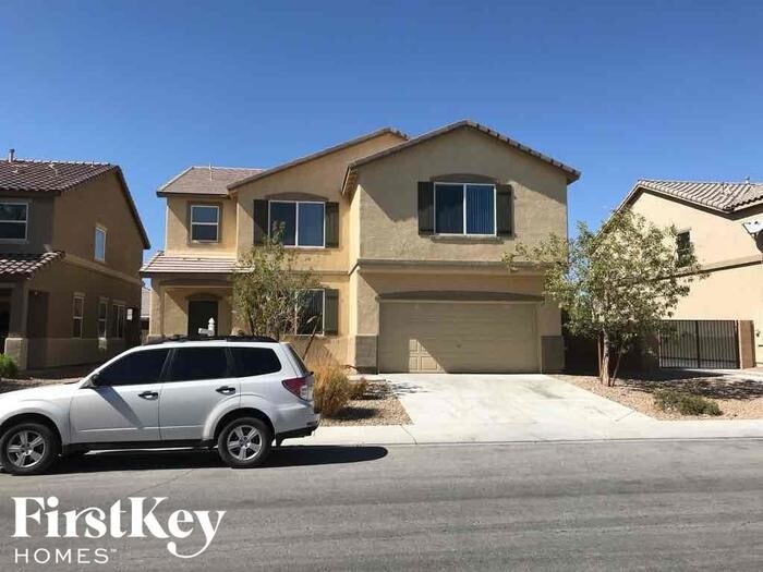 Foto principal - 8121 Pink Desert St