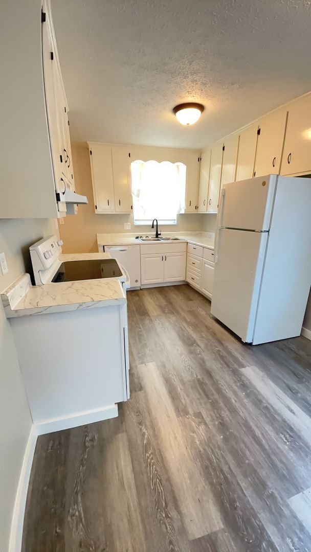 Foto del edificio - 4123 W 22nd St