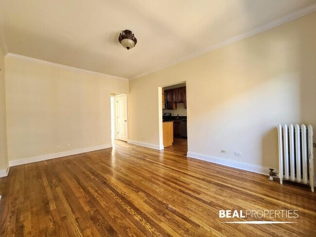 Foto del edificio - 1 bedroom in CHICAGO IL 60613