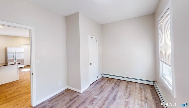 Foto del edificio - 591 Orchard St