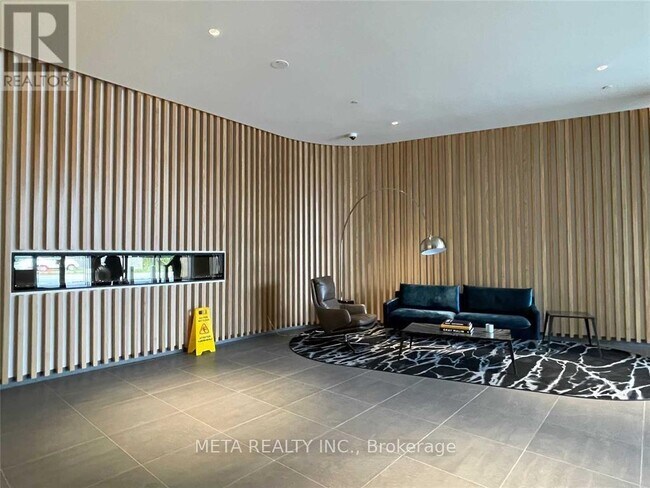 Building Photo - 120-1120 Varna Dr
