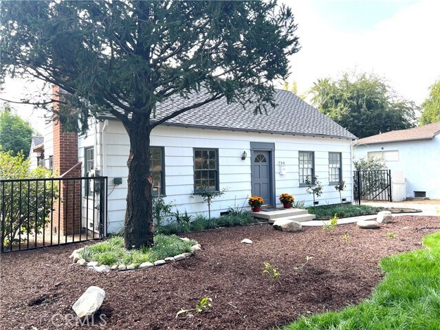 Foto principal - 750 Coniston Rd