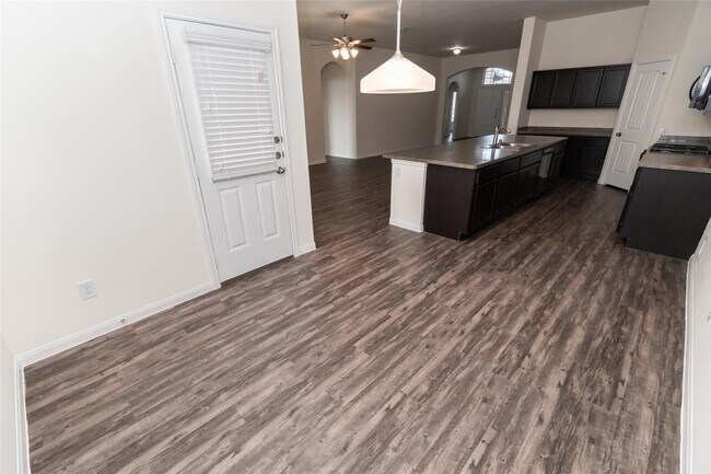 Foto del edificio - 29607 Clover Shore Dr