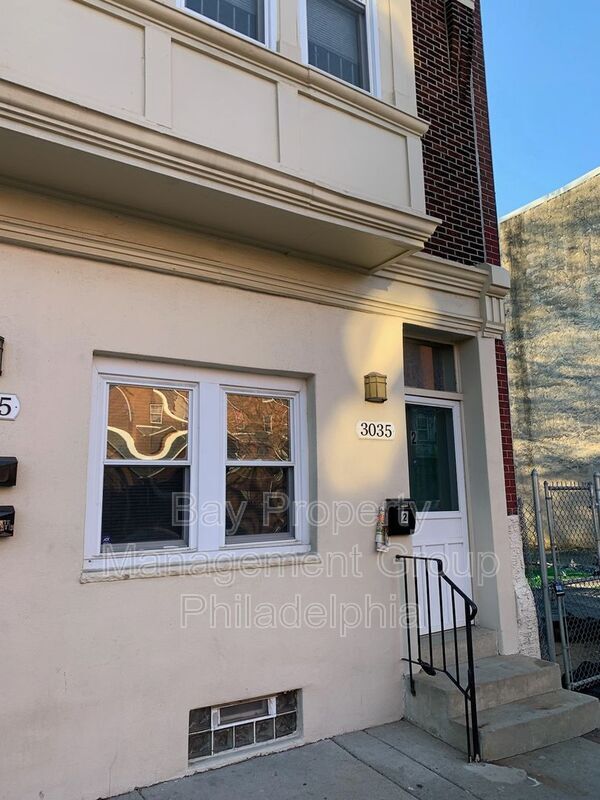 Building Photo - 3035 Frankford Ave