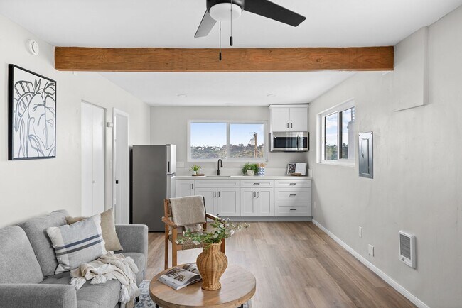 Foto del edificio - Beautiful Studio Style Condo in Morena w/ ...