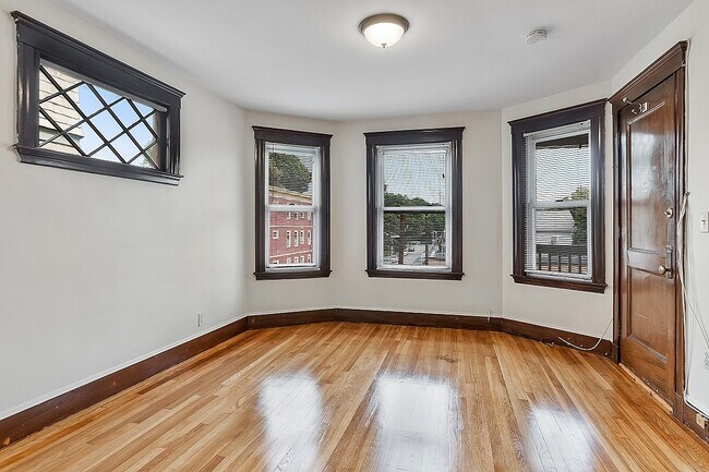 Foto del edificio - 163 South St