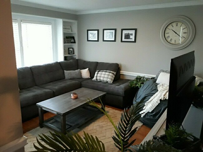 Living Room (furniture & decor not included) - 2417 S Queen St