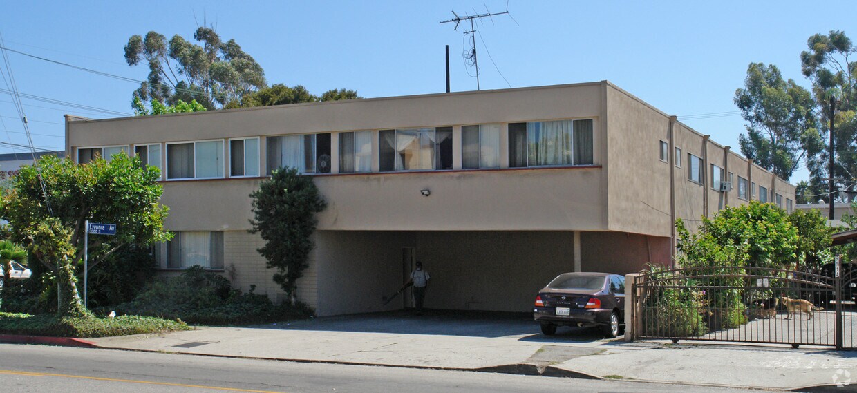 Foto del edificio - Livonia Apartments