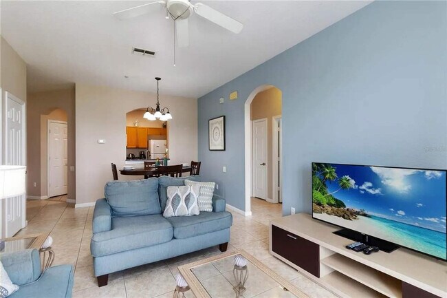 Foto del edificio - 8105 Coconut Pl
