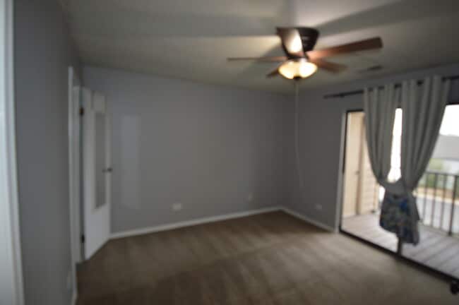 Building Photo - 2048 N Rand Rd