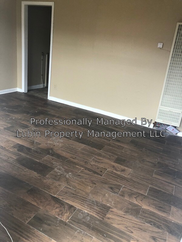 Foto del edificio - 611 Exchange Ave