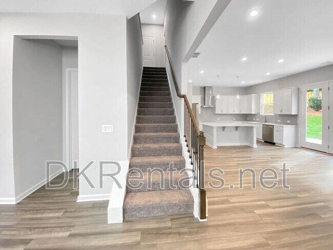 Foto del edificio - 245 Birchwood Row