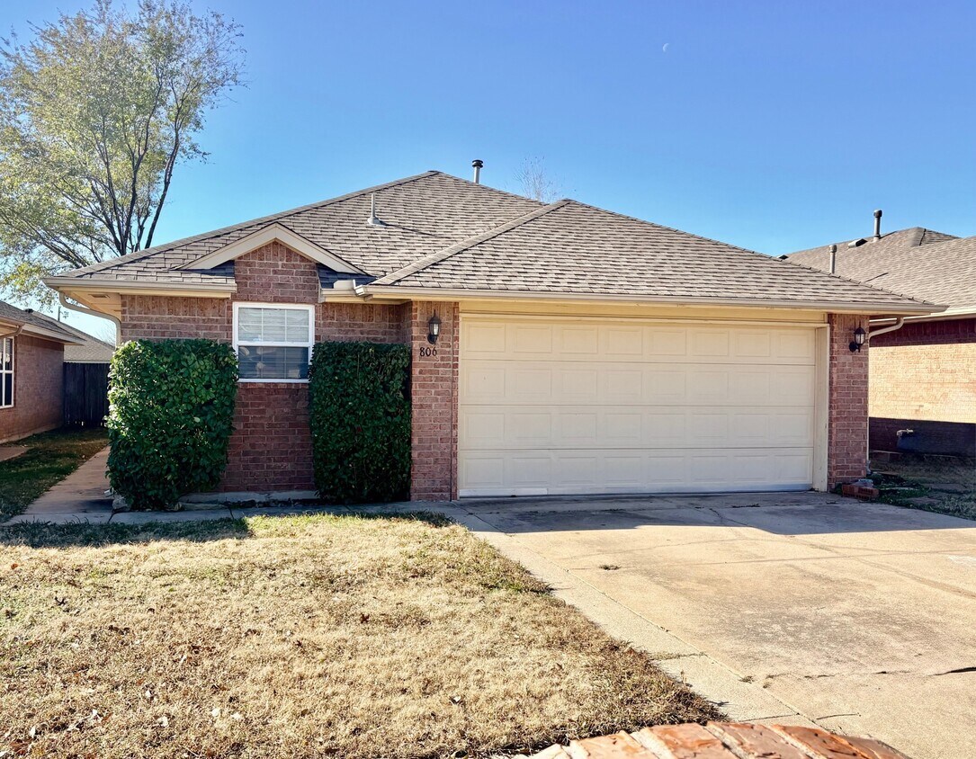 Photo - 806 Beaumont Square (Norman, OK)