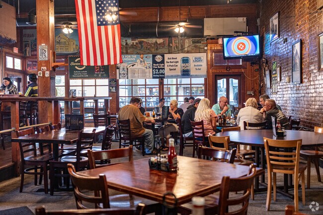 Barons Pub in Old Towne Portsmouth is a great place to meet for happy hour with friends.