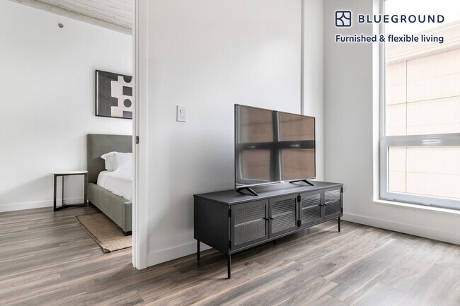 Foto del edificio - 61 W Erie St