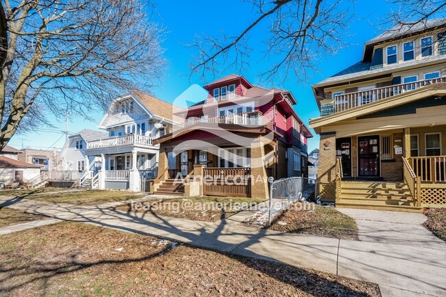 Building Photo - 2650#2652 North 50th Street, 53210; #1593339 - 1593339