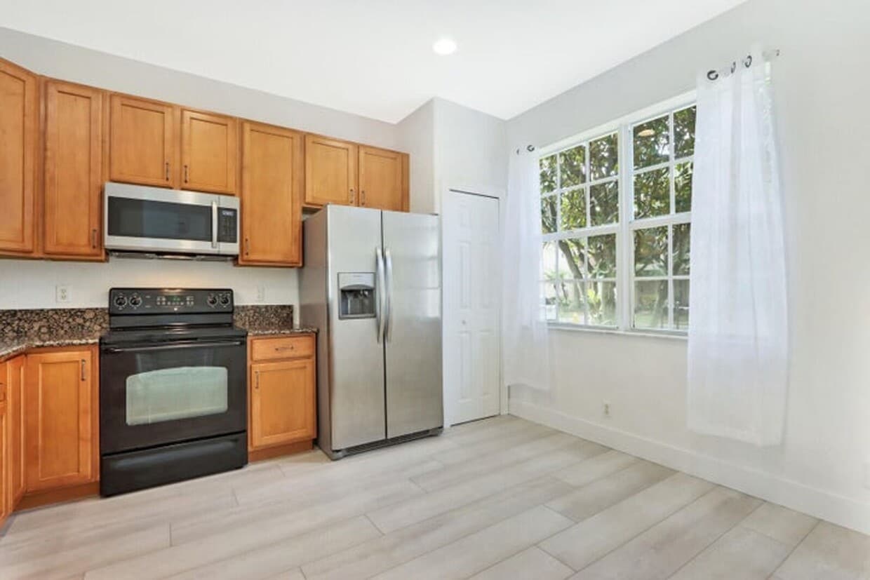 Photo - 8021 Murano Circle, Palm Beach Gardens, FL 33418