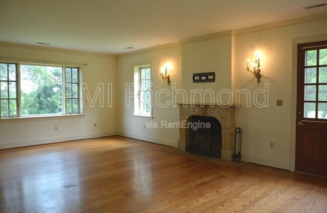 Foto del edificio - 9850 Old Sweet Hall Ferry Rd