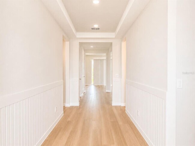 Building Photo - 5806 Fabry St