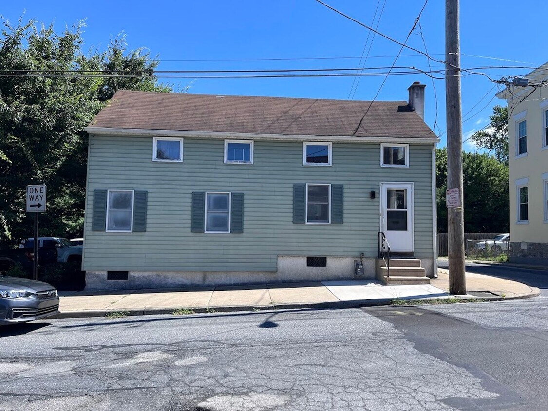 Foto principal - Completely Remodeled